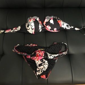Black and floral VS Bikini with ruffle